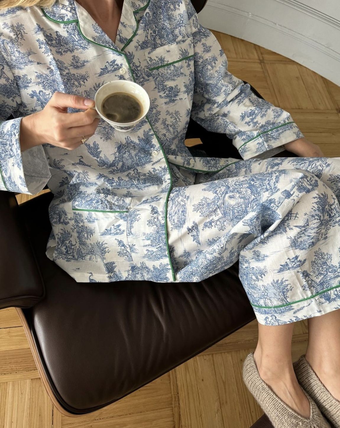 Какая ткань лучше для пошива пижамы